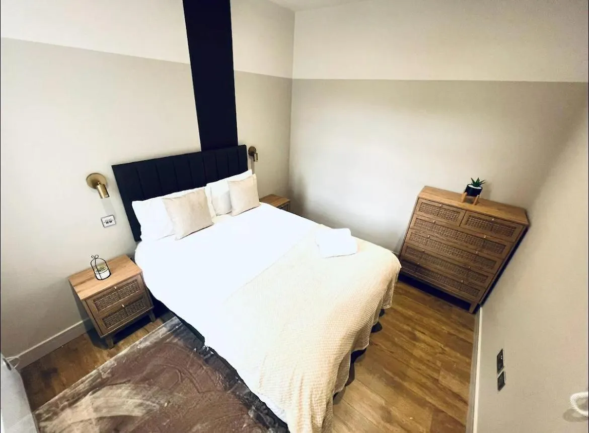 London South Charming Ensuite Look Like Hotel Designer Room 0*,