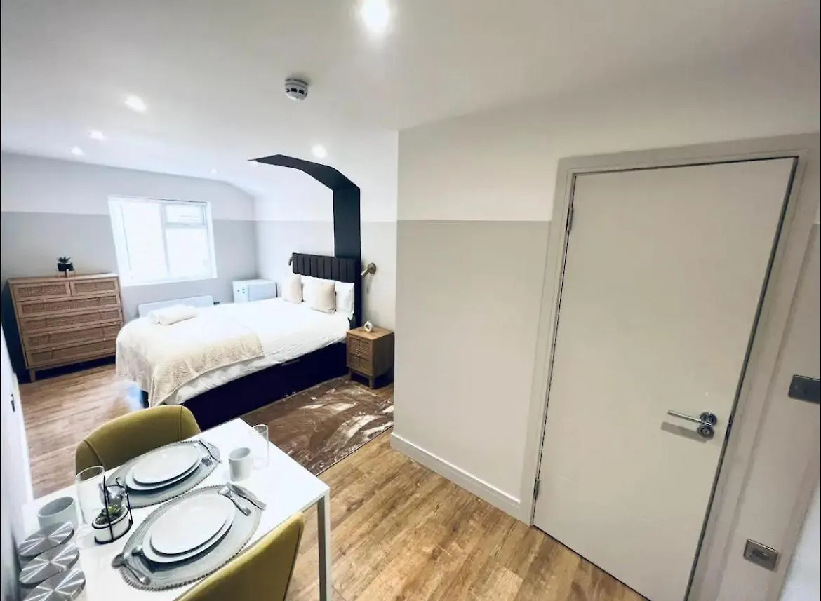 London South Charming Ensuite Look Like Hotel Designer Room Aparthotel