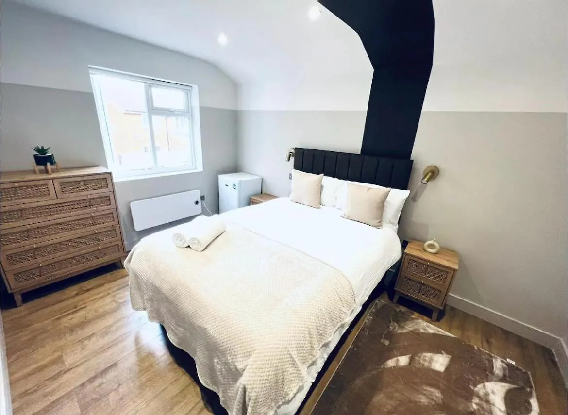 London South Charming Ensuite Look Like Hotel Designer Room Wielka Brytania